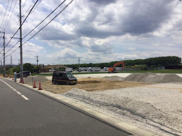 三郷市茂田井492駐車場